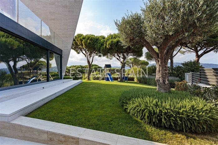 Вилла в Сан-Фелиу-де-Гишольс 651 м2 №VL207308BDDD  - Продажа - 72 preview