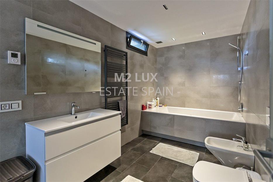 Вилла в Сан-Фелиу-де-Гишольс 651 м2 №VL207308BDDD  - Продажа - 54 large