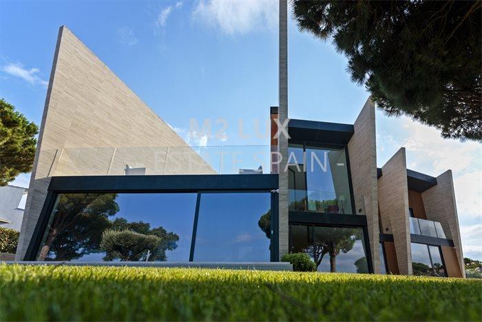 Вилла в Сан-Фелиу-де-Гишольс 651 м2 №VL207308BDDD  - Продажа - 70 preview