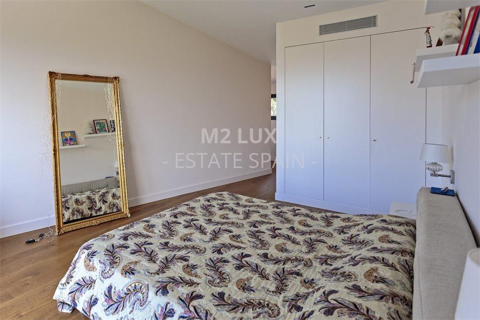 Вилла в Сан-Фелиу-де-Гишольс 651 м2 №VL207308BDDD  - Продажа - 46 large