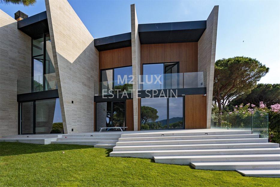 Вилла в Сан-Фелиу-де-Гишольс 651 м2 №VL207308BDDD  - Продажа - 65 large