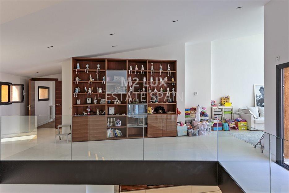 Вилла в Сан-Фелиу-де-Гишольс 651 м2 №VL207308BDDD  - Продажа - 34 large