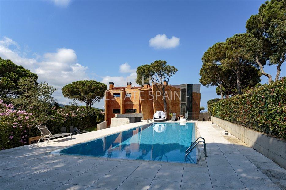 Вилла в Сан-Фелиу-де-Гишольс 651 м2 №VL207308BDDD  - Продажа - 60 large