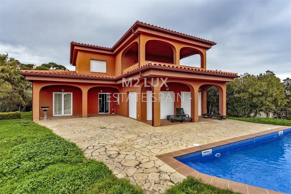 Вилла в Ллорет-де-Маре 350 м2 №VL18418CE96  - Продажа - 26 large