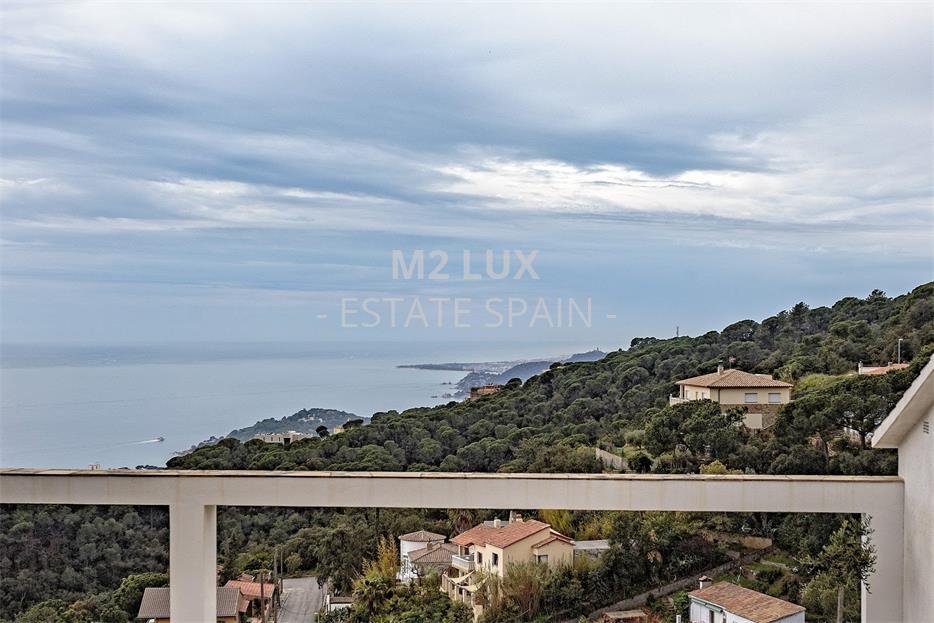 Вилла в Ллорет-де-Маре 350 м2 №VL18418CE96  - Продажа - 27 large