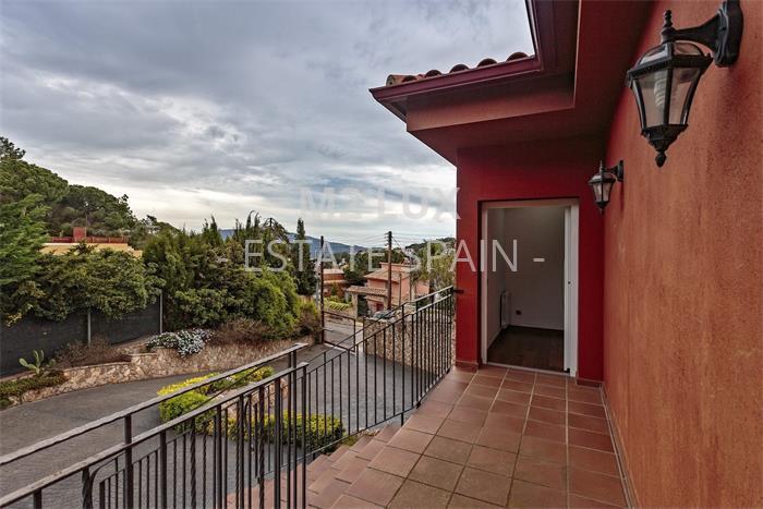 Вилла в Ллорет-де-Маре 350 м2 №VL18418CE96  - Продажа - 4 preview