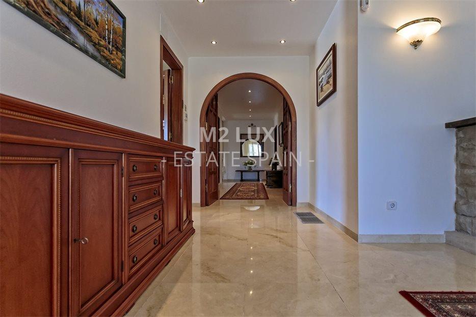 Вилла в Сан-Фелиу-де-Гишольс 538 м2 №VL24912DE96F  - Продажа - 53 large