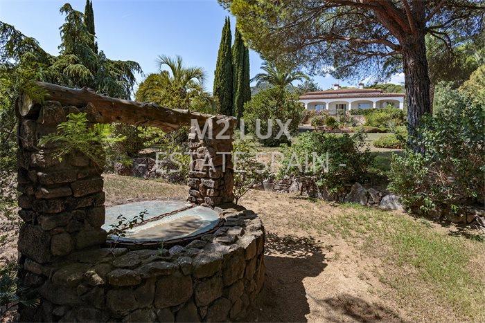 Вилла в Сан-Фелиу-де-Гишольс 538 м2 №VL24912DE96F  - Продажа - 70 preview