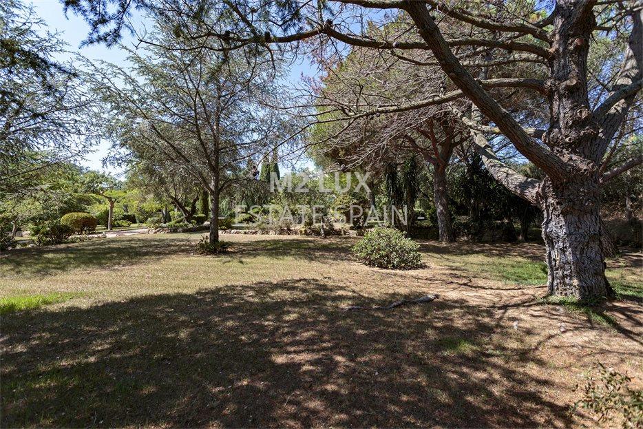 Вилла в Сан-Фелиу-де-Гишольс 538 м2 №VL24912DE96F  - Продажа - 73 large