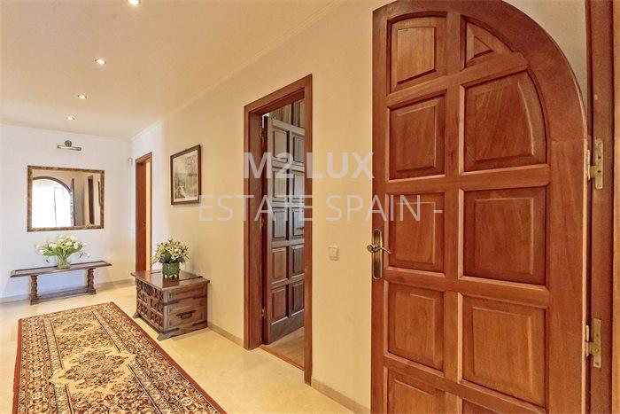 Вилла в Сан-Фелиу-де-Гишольс 538 м2 №VL24912DE96F  - Продажа - 54 preview