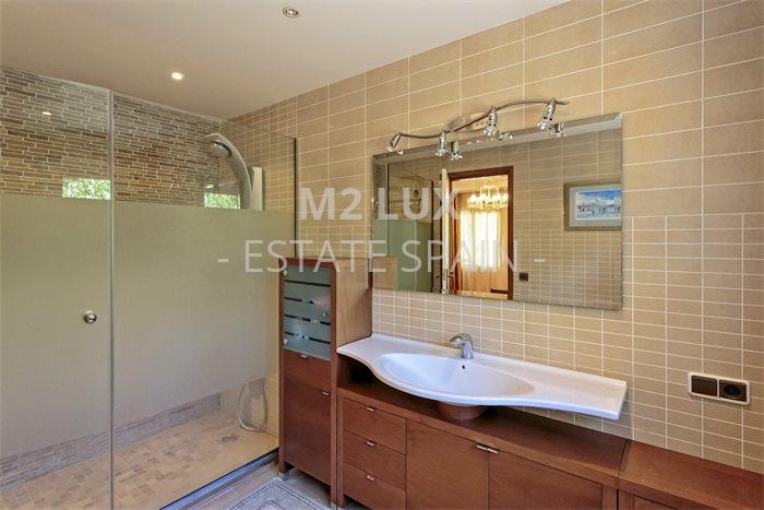 Вилла в Сан-Фелиу-де-Гишольс 538 м2 №VL24912DE96F  - Продажа - 50 preview