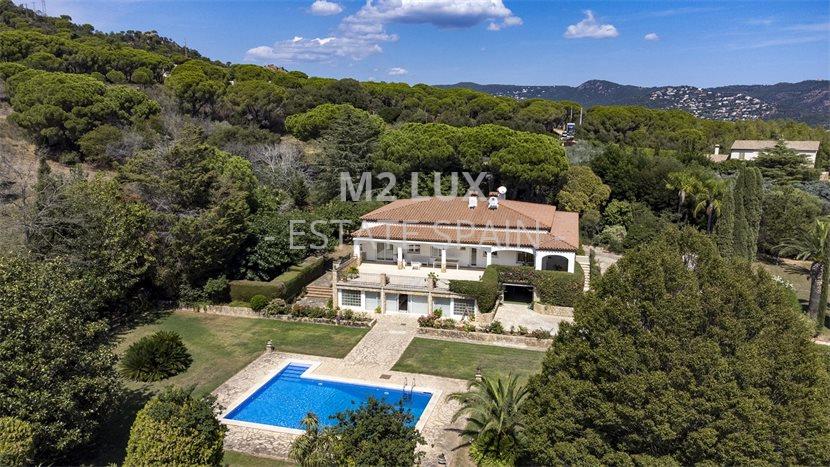 Вилла в Сан-Фелиу-де-Гишольс 538 м2 №VL24912DE96F  - Продажа - 6 preview