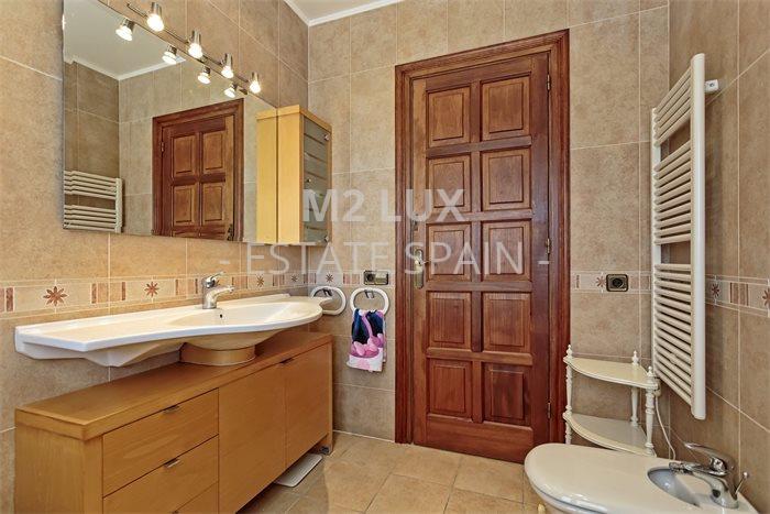 Вилла в Сан-Фелиу-де-Гишольс 538 м2 №VL24912DE96F  - Продажа - 57 preview