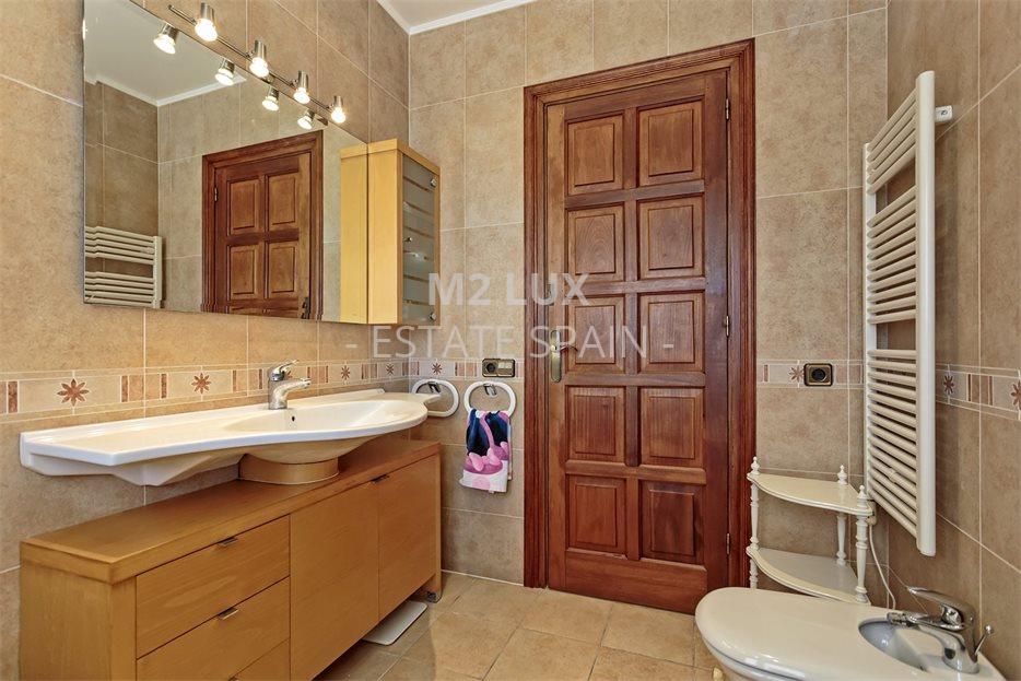 Вилла в Сан-Фелиу-де-Гишольс 538 м2 №VL24912DE96F  - Продажа - 57 large