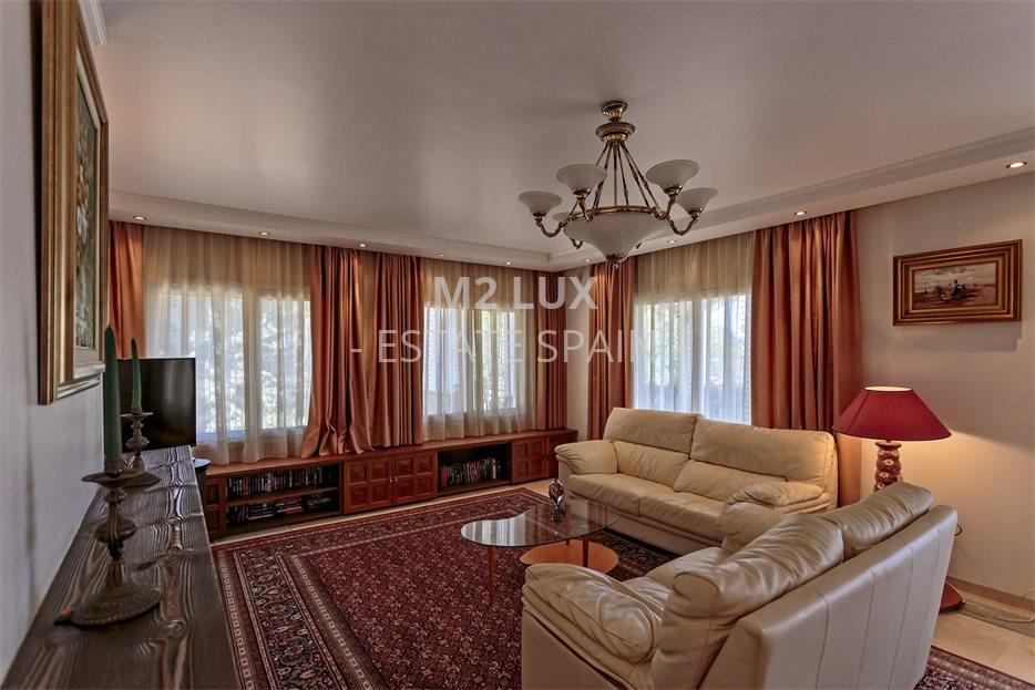 Вилла в Сан-Фелиу-де-Гишольс 538 м2 №VL24912DE96F  - Продажа - 35 large