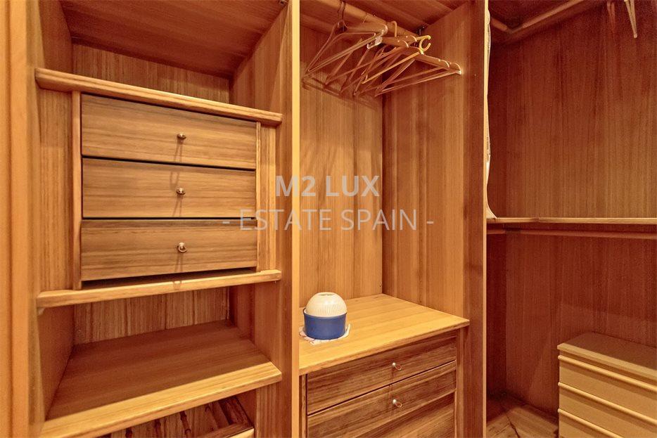 Вилла в Сан-Фелиу-де-Гишольс 538 м2 №VL24912DE96F  - Продажа - 52 large