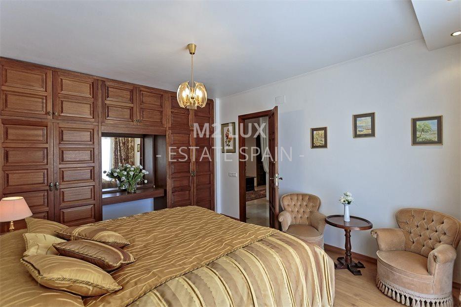 Вилла в Сан-Фелиу-де-Гишольс 538 м2 №VL24912DE96F  - Продажа - 59 large