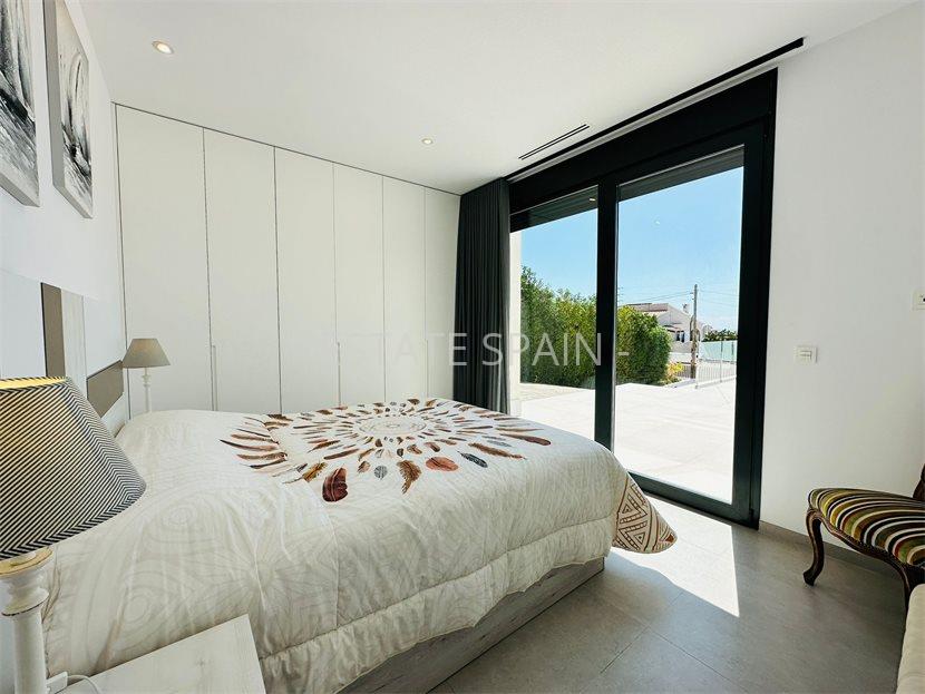 Вилла в Кальпе 330 м2 №VL246355F18  - Продажа - 25 large