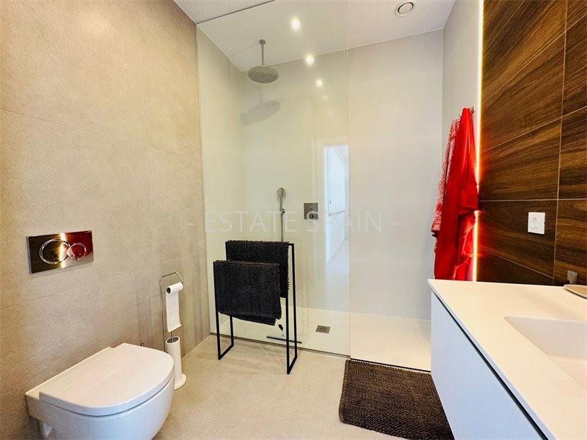 Вилла в Кальпе 330 м2 №VL246355F18  - Продажа - 33 large