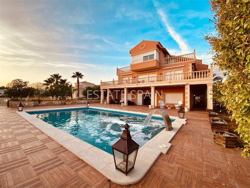 Дом в Эль-Кампельо 806 м2 №VL221250F7AA  - Продажа - 1 large