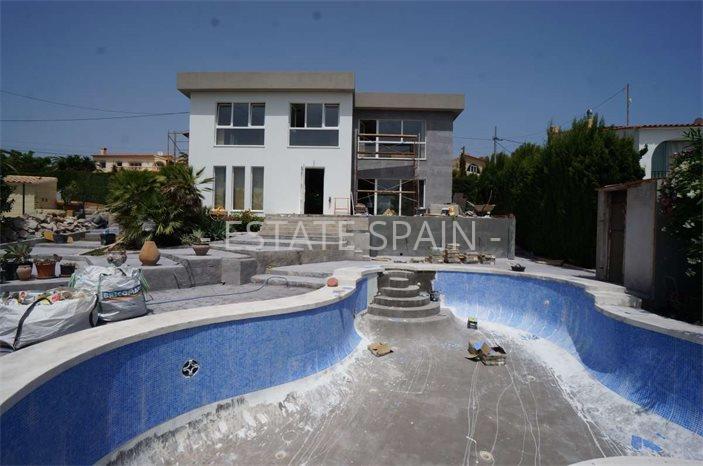 Вилла в Кальпе 220 м2 №VL2394C0697  - Продажа - 1 preview