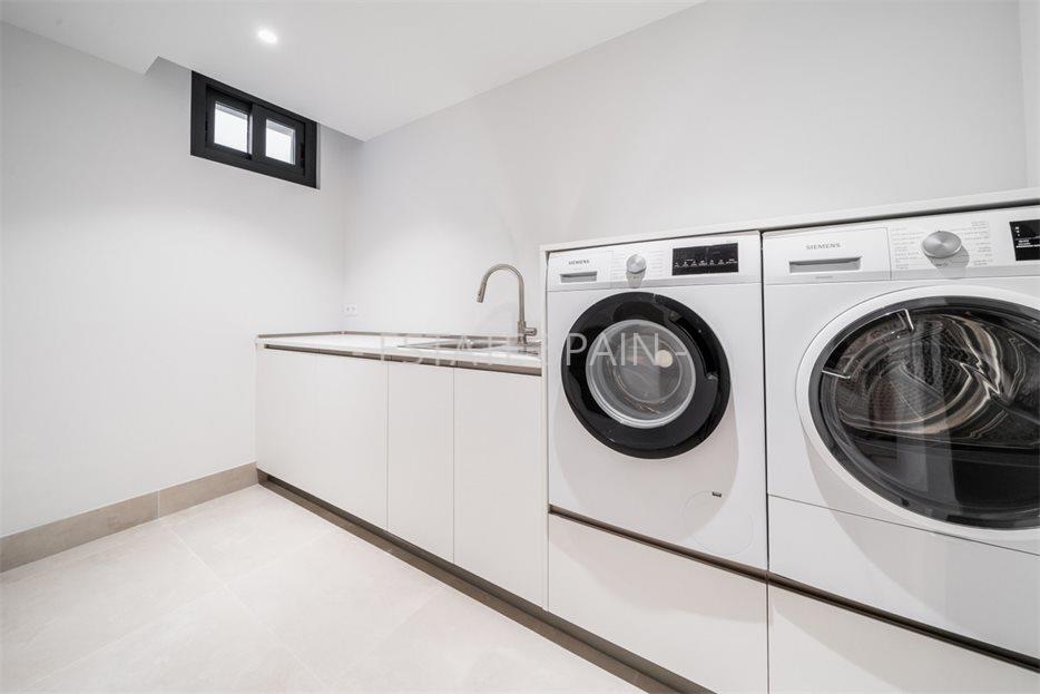 Вилла в Эстепоне 329 м2 №VL24365B3C8  - Продажа - 26 large