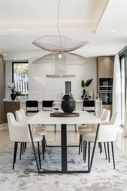 Вилла в Эстепоне 329 м2 №VL24365B3C8  - Продажа - 34 large