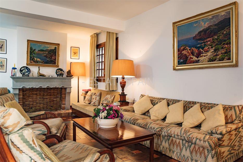 Особняк в Ллорет-де-Маре 221 м2 №VL23619D3695  - Продажа - 36 large