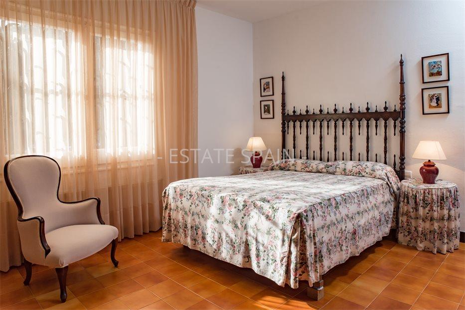 Особняк в Ллорет-де-Маре 221 м2 №VL23619D3695  - Продажа - 26 large