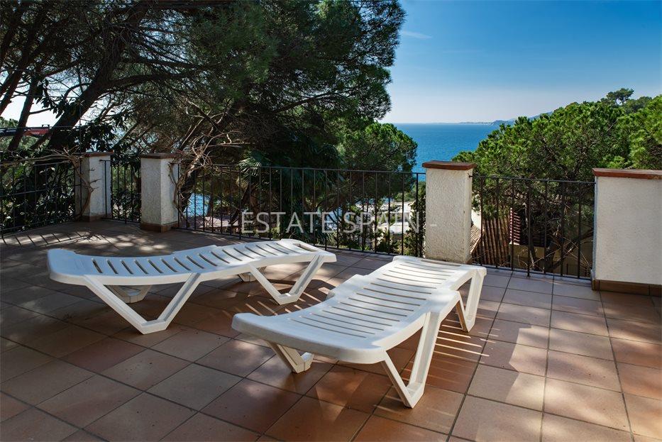 Особняк в Ллорет-де-Маре 221 м2 №VL23619D3695  - Продажа - 57 large