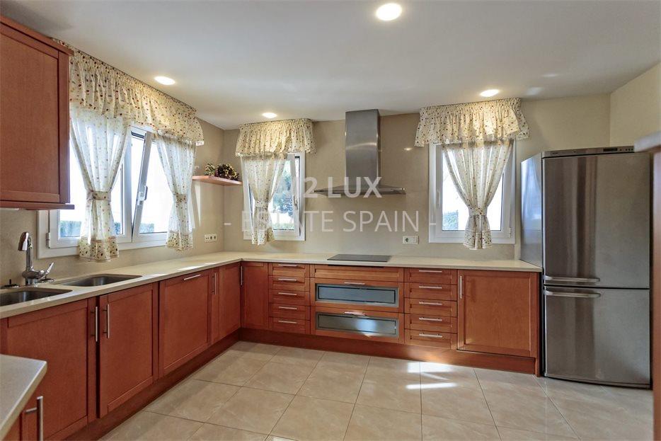 Вилла в Плайя-де-Аро 349 м2 №VL23218597E1  - Продажа - 12 large