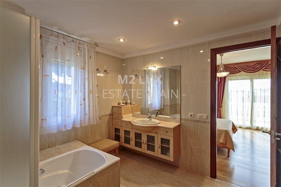 Вилла в Плайя-де-Аро 349 м2 №VL23218597E1  - Продажа - 32 large