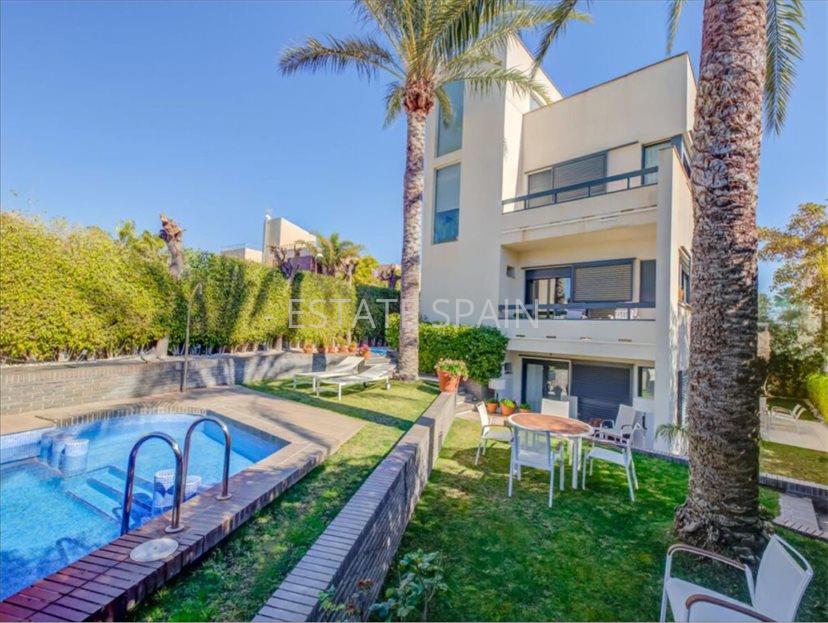 Вилла в Альтее 500 м2 №VL1956FB4EF  - Продажа - 1 large