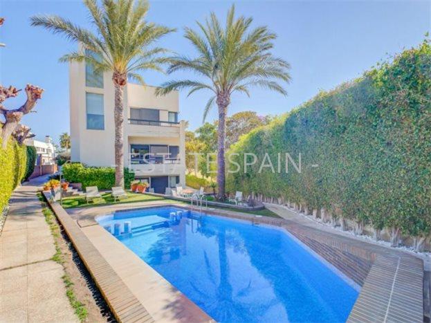 Вилла в Альтее 500 м2 №VL1956FB4EF  - Продажа - 2 preview