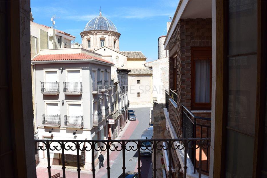 Таунхаус в Аспе 530 м2 №BL2412238E3E1  - Продажа - 1 large