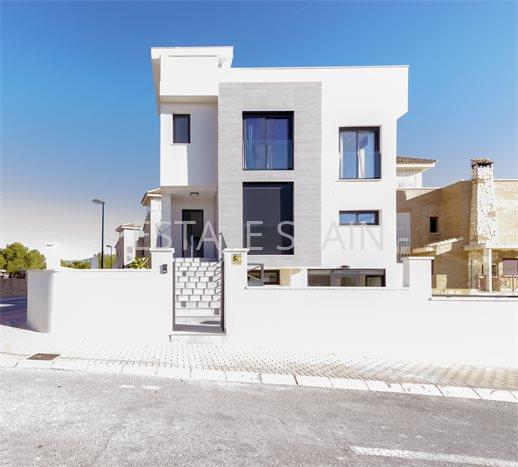 Дом в Ла-Нусии 208 м2 №VL18919F4D9  - Продажа - 1 preview