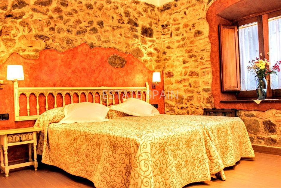 Масия в Санта-Кристина-де-Аро 1259 м2 №VL181174829D  - Продажа - 3 large