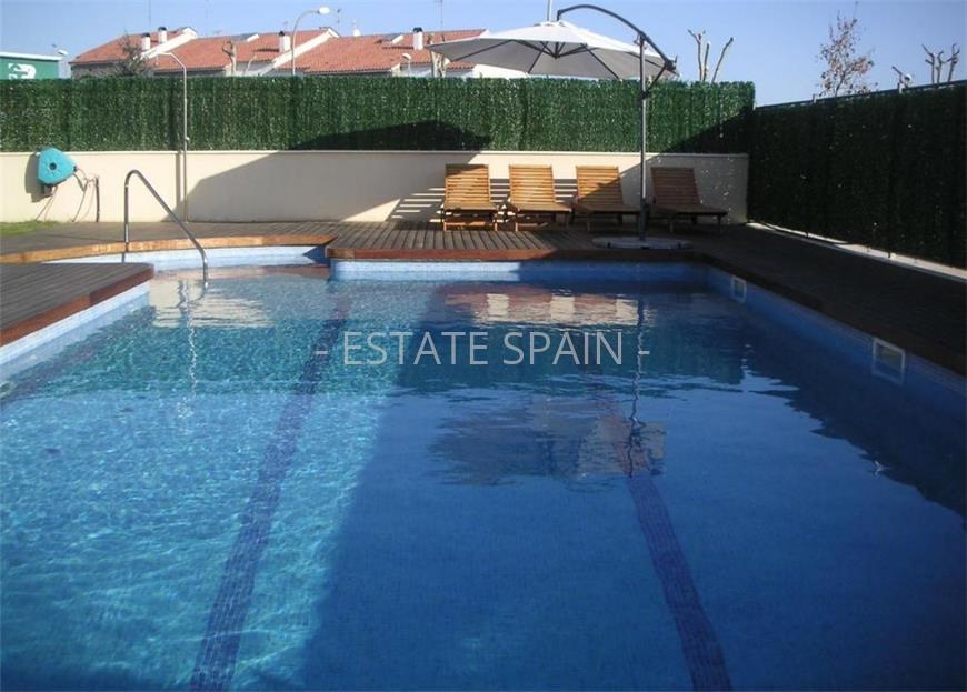 Шале в Вилассар-де-Дальте 400 м2 №TAU1831E2AB  - Продажа - 3 large