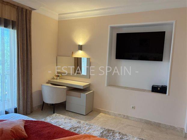 Вилла в Эль-Параисо 450 м2 №VL241174535B  - Продажа - 12 preview