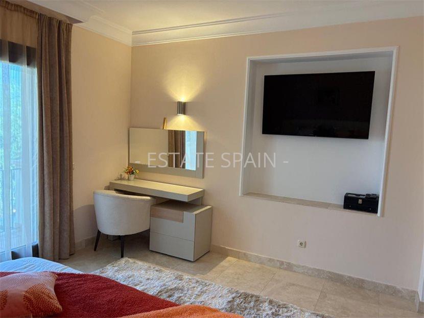 Вилла в Эль-Параисо 450 м2 №VL241174535B  - Продажа - 12 large