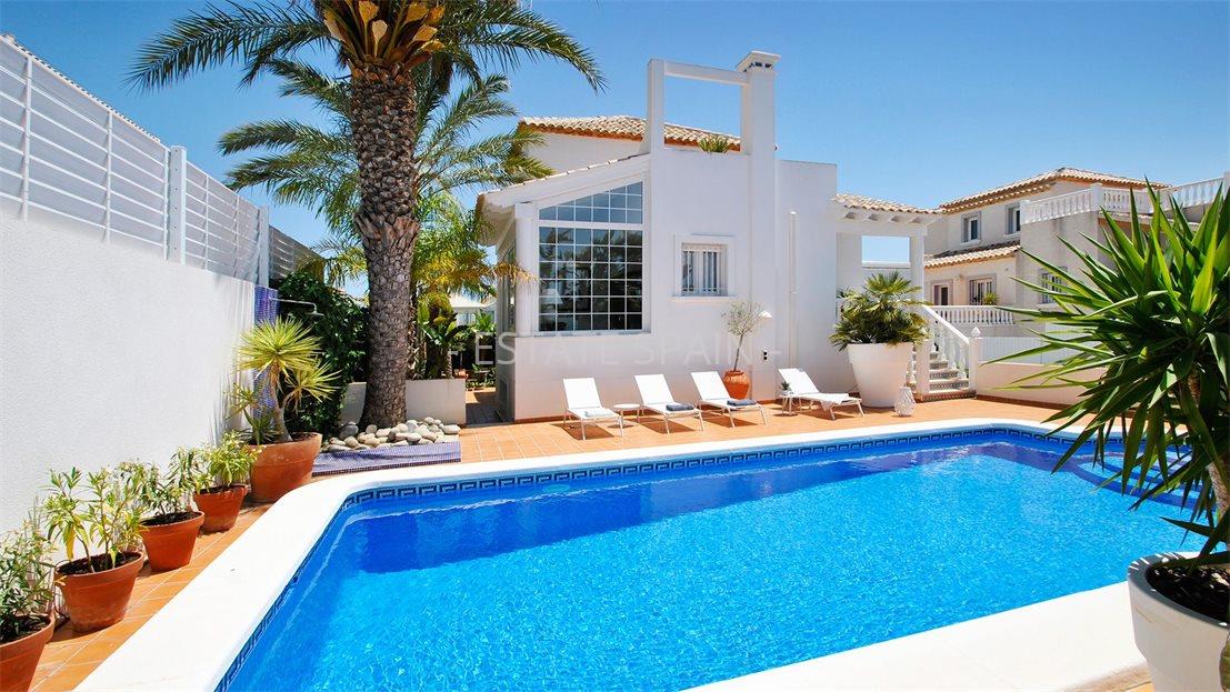 Вилла в Ла-Марина 290 м2 №VL191221950C3  - Продажа - 1 large