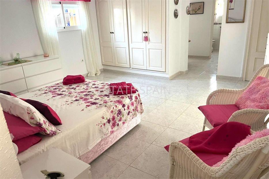 Вилла в Рохалесе 200 м2 №VL24868B6D9  - Продажа - 10 large