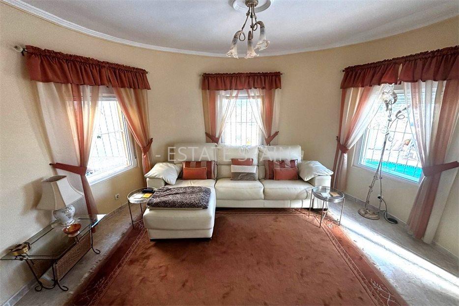 Вилла в Рохалесе 200 м2 №VL24868B6D9  - Продажа - 2 large