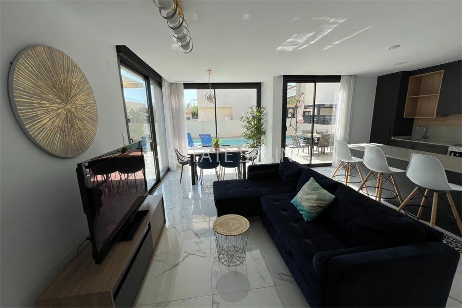 Вилла в Лос-Монтесиносе 115 м2 №VL2494AF9E7  - Продажа - 4 large