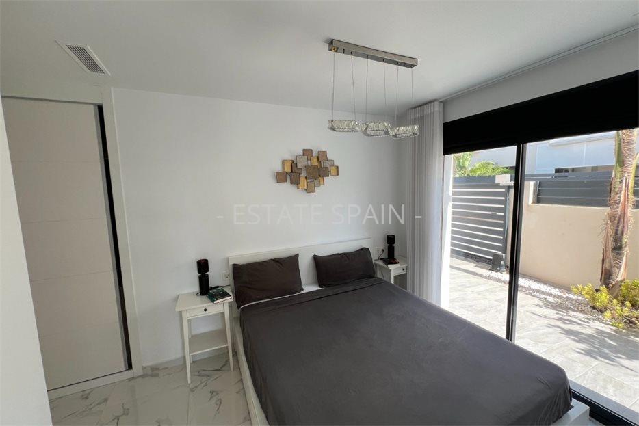 Вилла в Лос-Монтесиносе 115 м2 №VL2494AF9E7  - Продажа - 12 large