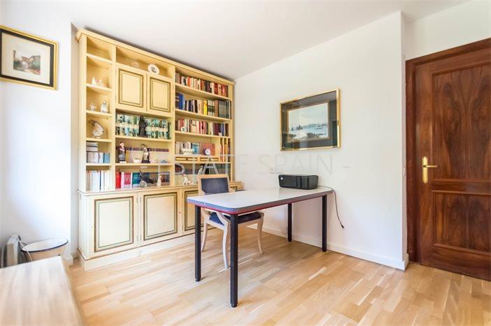 Таунхаус в Ллорет-де-Маре 450 м2 №BL23619A9179  - Продажа - 42 preview