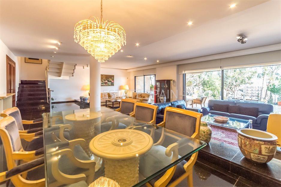 Таунхаус в Ллорет-де-Маре 450 м2 №BL23619A9179  - Продажа - 3 large