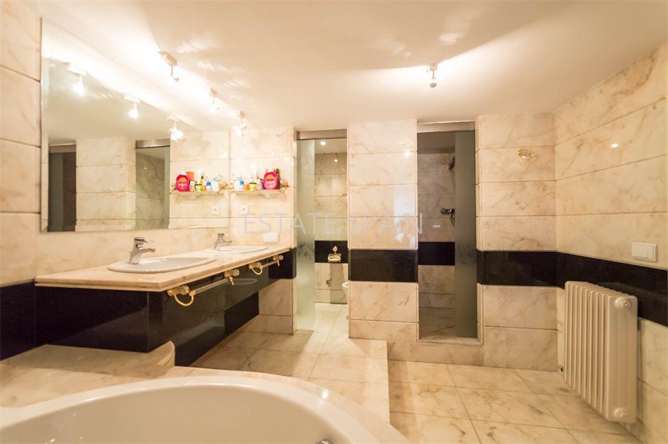 Таунхаус в Ллорет-де-Маре 450 м2 №BL23619A9179  - Продажа - 32 large