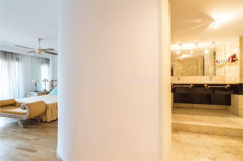 Таунхаус в Ллорет-де-Маре 450 м2 №BL23619A9179  - Продажа - 33 large