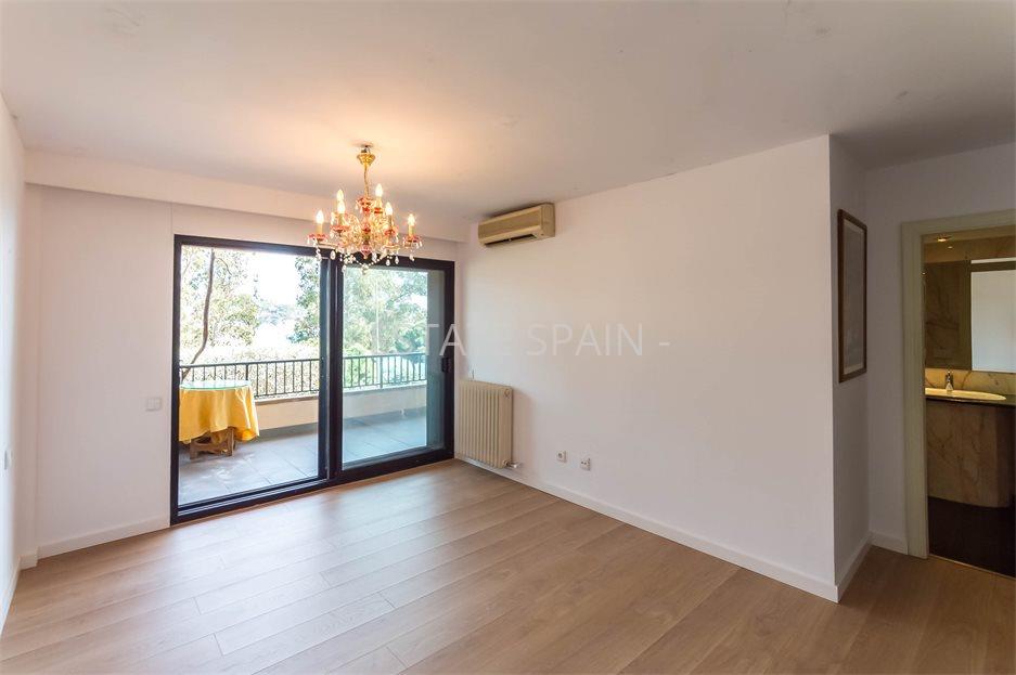 Таунхаус в Ллорет-де-Маре 450 м2 №BL23619A9179  - Продажа - 23 large